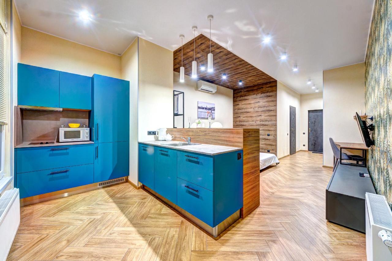 Apartment On The Street. Evgeniya Konovalets, 36B キエフ エクステリア 写真